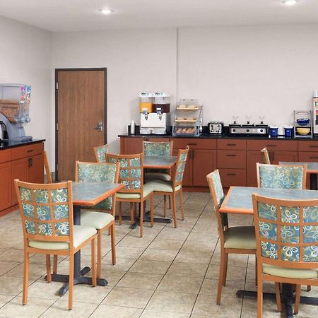 Days Inn & Suites By Wyndham Of Morris Exterior foto