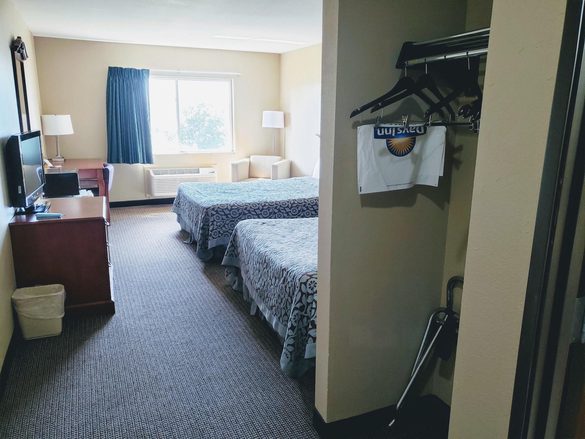 Days Inn & Suites By Wyndham Of Morris Exterior foto